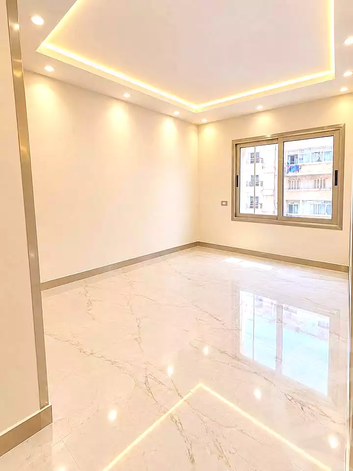https://aqarmap.com.eg/ar/listing/7292203-for-sale-alexandria-miami-mahmoud-el-isawy-st