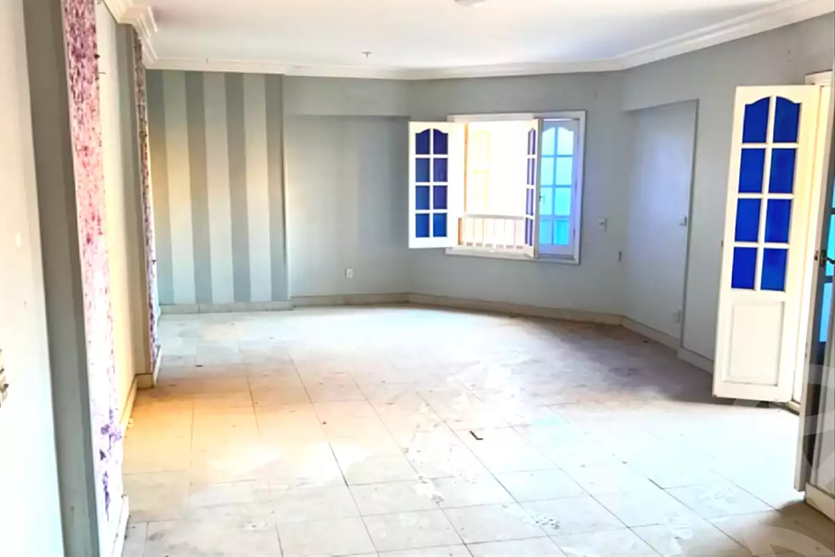 https://aqarmap.com.eg/ar/listing/7292238-for-sale-alexandria-sydy-bshr-sydy-bshr-bhry-shr-khld-bn-lwlyd