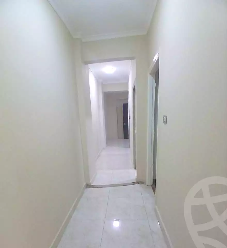 https://aqarmap.com.eg/en/listing/7292402-for-sale-alexandria-el-asafra-ahmed-tiesser-st