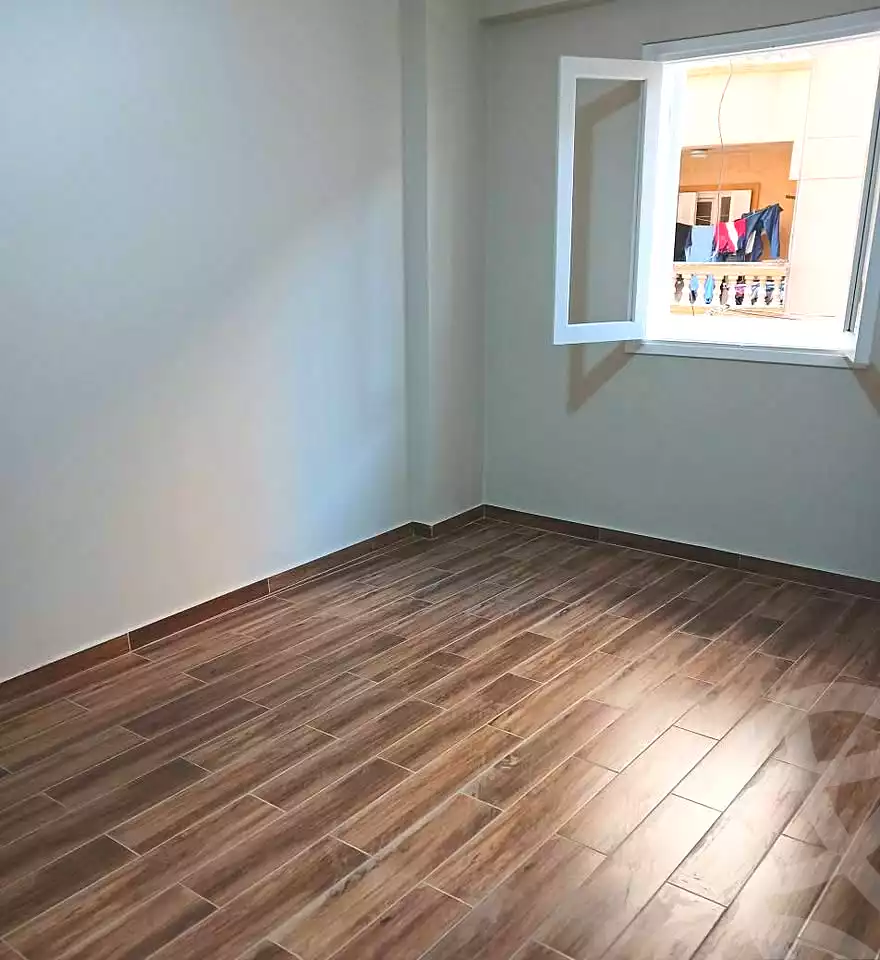 https://aqarmap.com.eg/en/listing/7292402-for-sale-alexandria-el-asafra-ahmed-tiesser-st