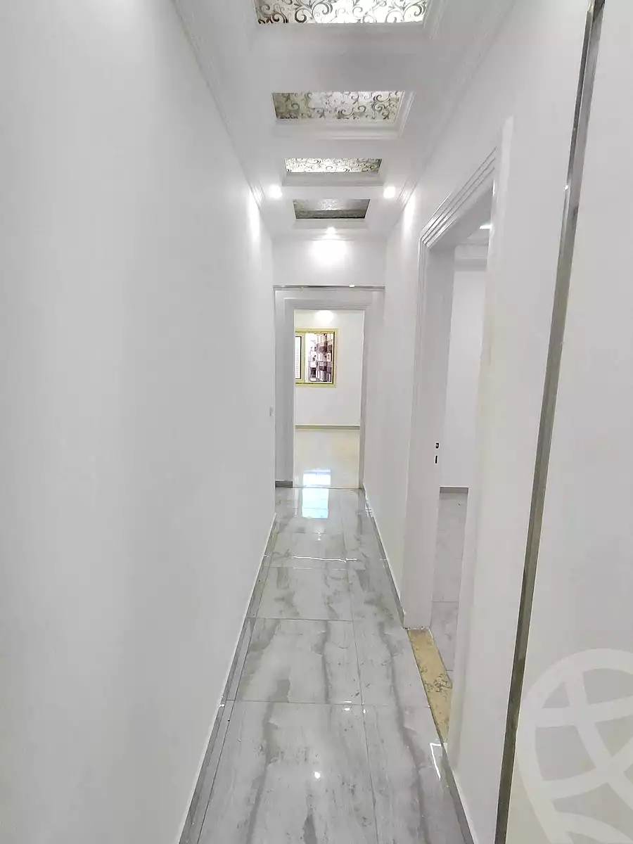 https://aqarmap.com.eg/ar/listing/7292461-for-sale-alexandria-miami-shr-jml-bd-lnsr