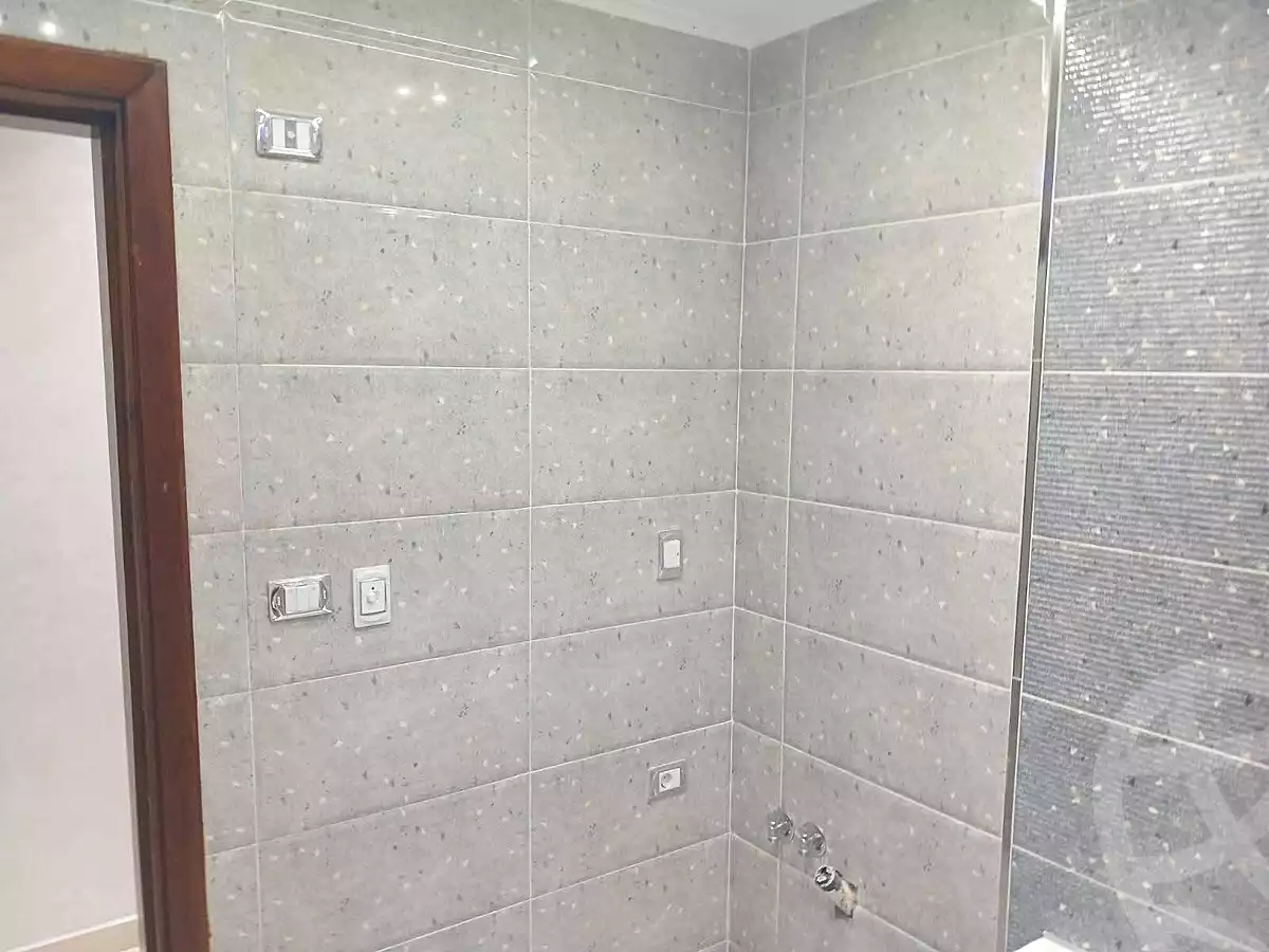 https://aqarmap.com.eg/ar/listing/7292545-for-sale-cairo-helwan-mostafa-fahmy-st
