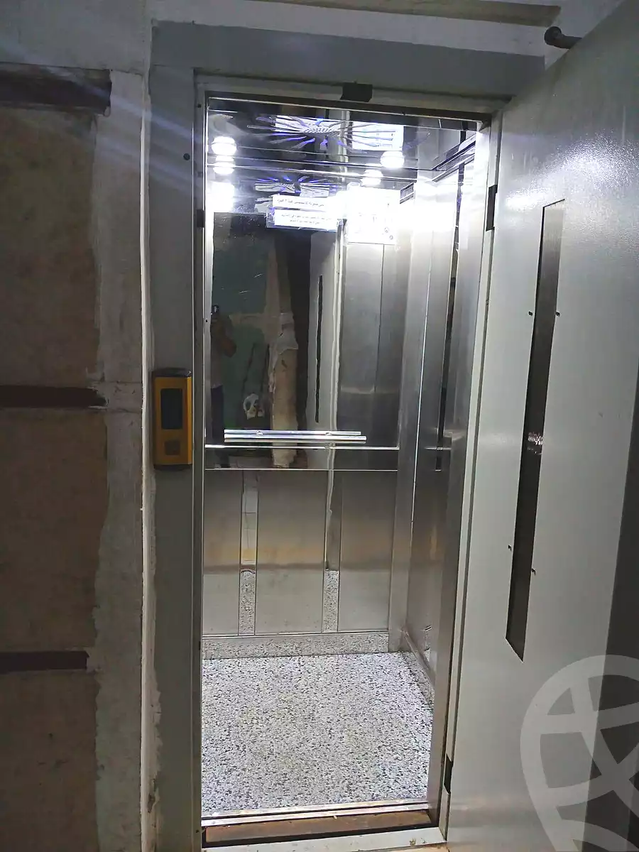 https://aqarmap.com.eg/en/listing/7292547-for-sale-alexandria-al-agamy-lbytsh-el-hanafeya-st