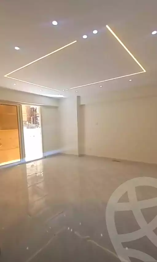 https://aqarmap.com.eg/ar/listing/7292551-for-sale-alexandria-sydy-bshr-sydy-bshr-bhry-shr-mhmd-njyb