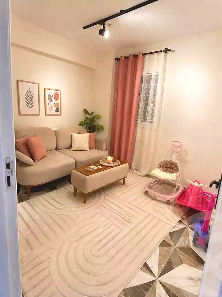 https://aqarmap.com.eg/en/listing/7292669-for-sale-alexandria-al-agamy-el-hanouvel-amin-eshak-st
