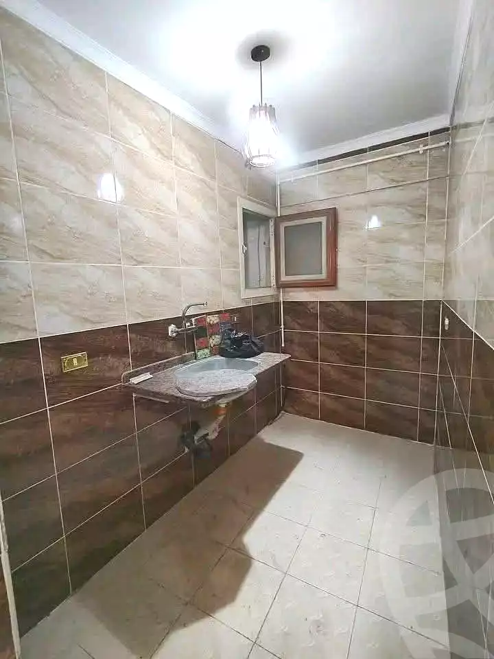 https://aqarmap.com.eg/ar/listing/7292807-for-sale-alexandria-sydy-bshr-sydy-bshr-bhry-mohammed-youssef-ghaly-st