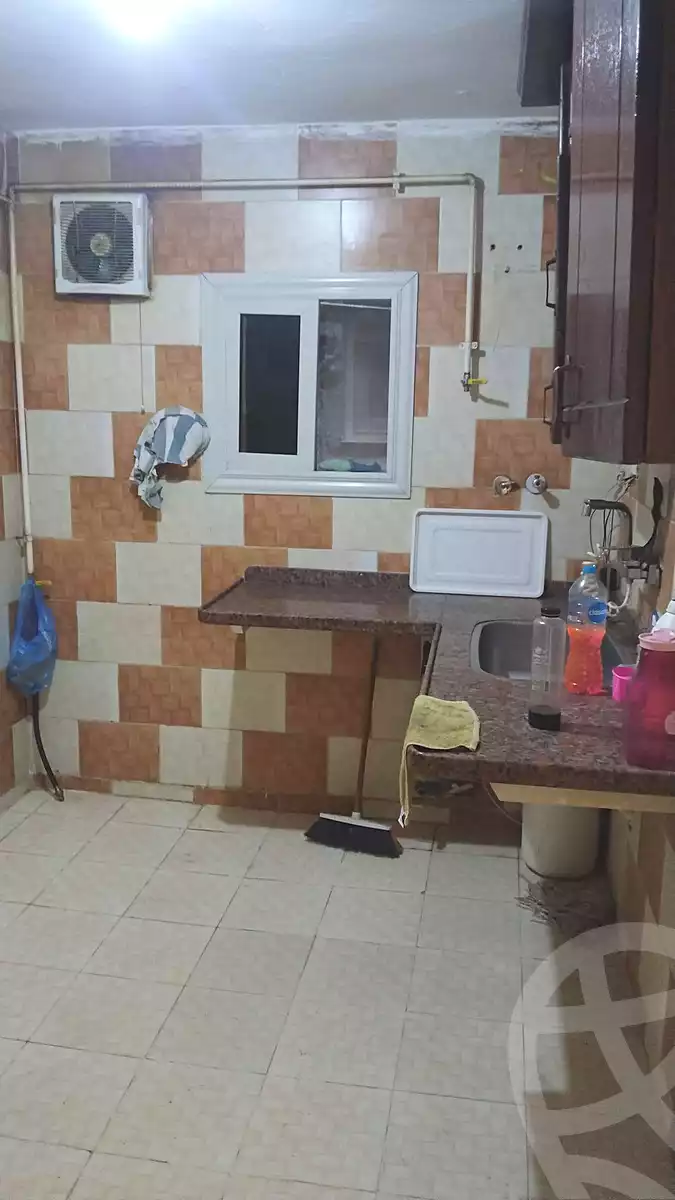 https://aqarmap.com.eg/ar/listing/7293123-for-rent-alexandria-al-agamy-el-hanouvel-al-haded-we-al-soulb-st