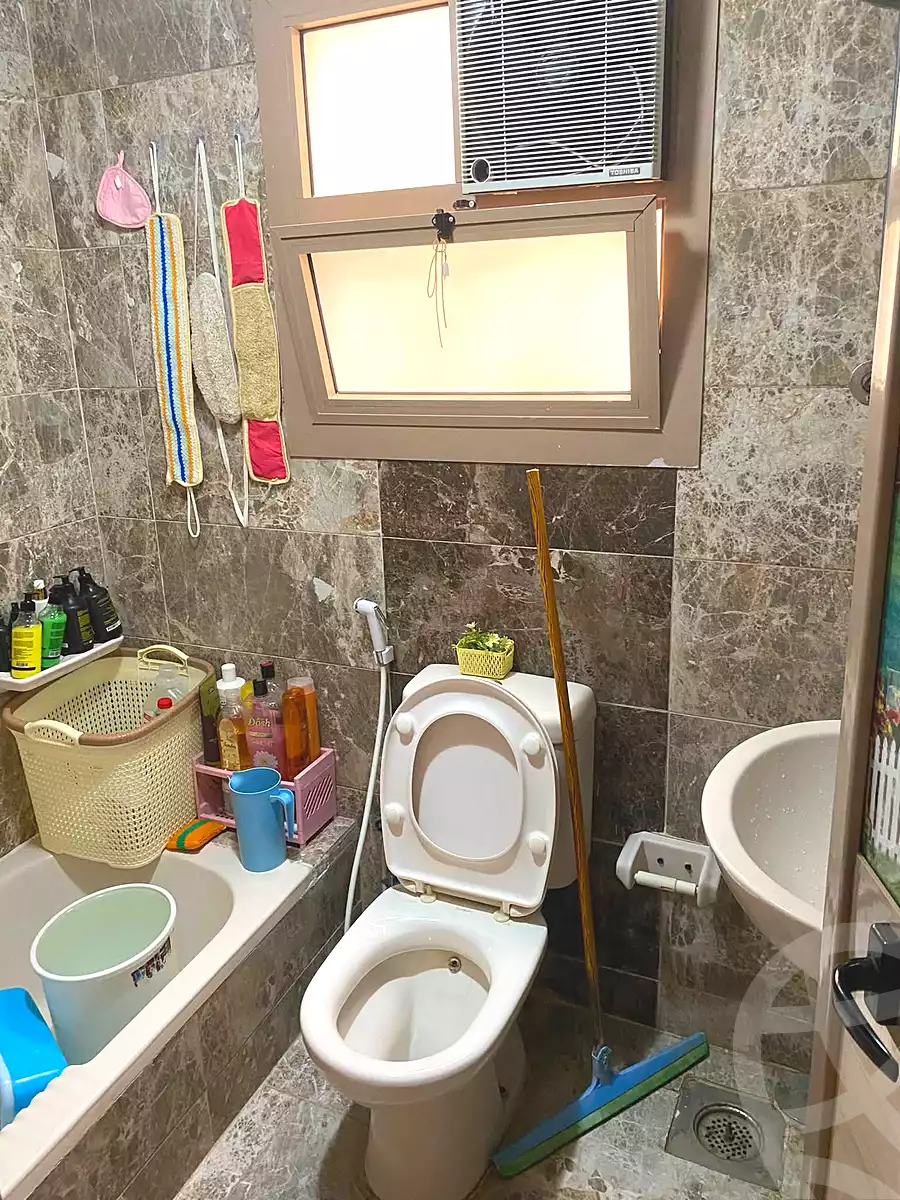 https://aqarmap.com.eg/en/listing/7293144-for-sale-alexandria-al-agamy-el-hanouvel-al-kwayta-st