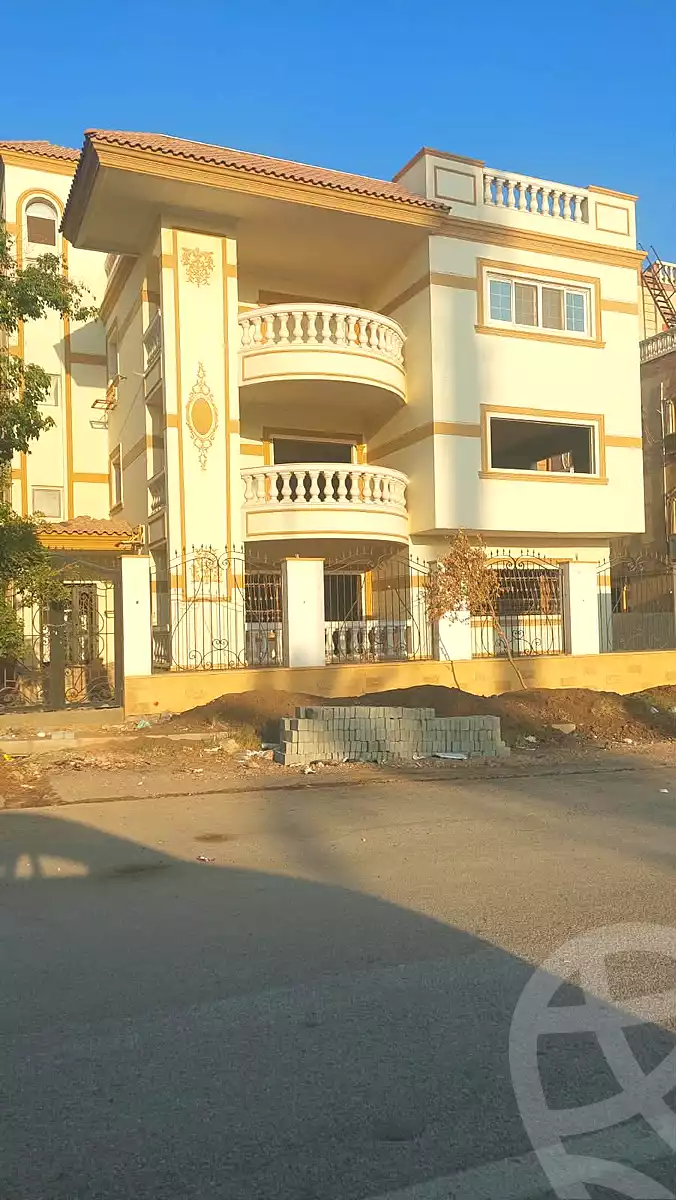 https://aqarmap.com.eg/en/listing/7293620-for-sale-cairo-new-cairo-el-banafsg-el-banafsag-villas
