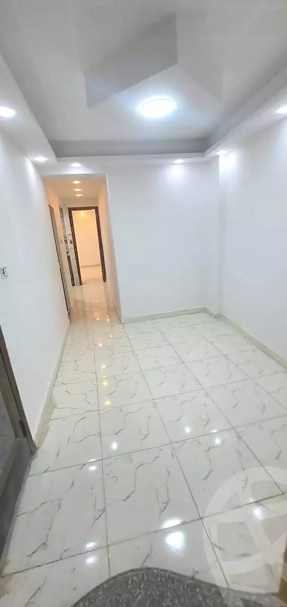 https://aqarmap.com.eg/ar/listing/7293889-for-sale-alexandria-el-asafra-shr-45