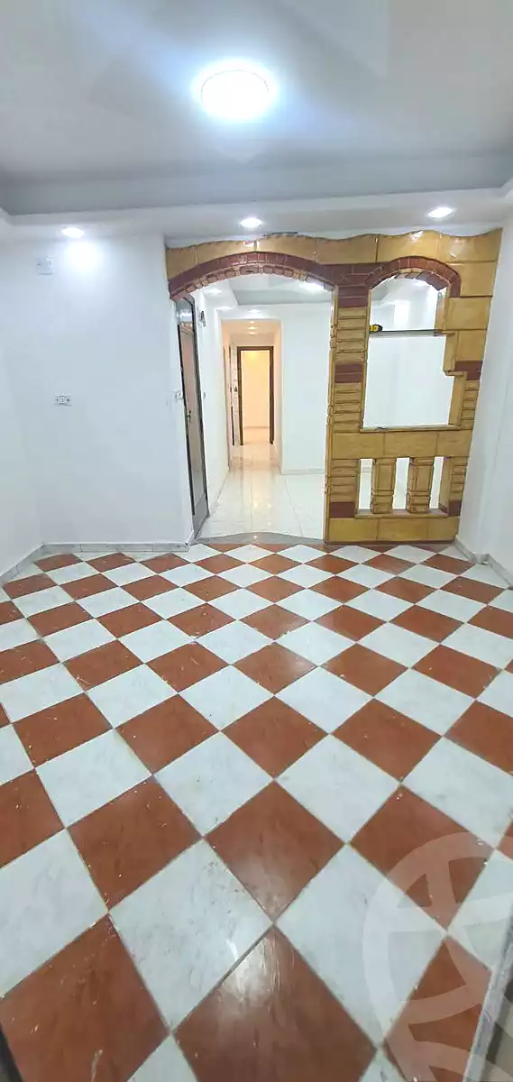 https://aqarmap.com.eg/ar/listing/7293889-for-sale-alexandria-el-asafra-shr-45