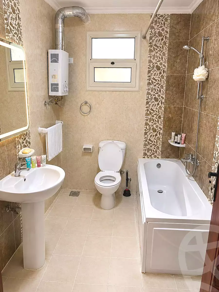 https://aqarmap.com.eg/ar/listing/7294454-for-rent-cairo-new-cairo-compounds-dar-misr-el-koronfel