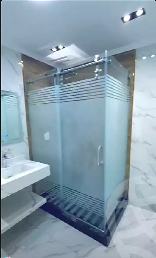 https://aqarmap.com.eg/ar/listing/7294480-for-sale-alexandria-miami-el-gaish-rd-st