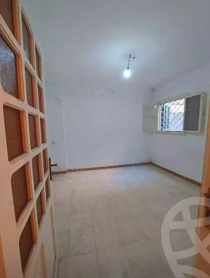 https://aqarmap.com.eg/en/listing/7294556-for-sale-alexandria-el-asafra-salman-el-farsi-st