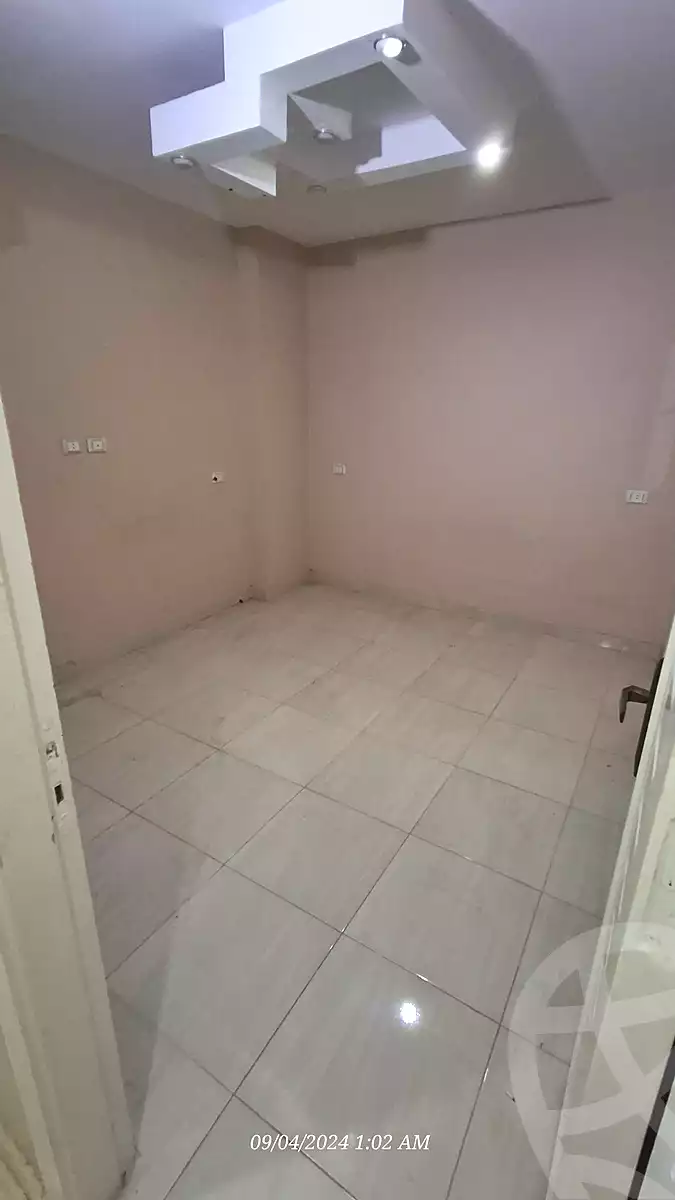 https://aqarmap.com.eg/ar/listing/7294606-for-sale-cairo-el-haram-el-maryotya-nazlet-el-seesy-st