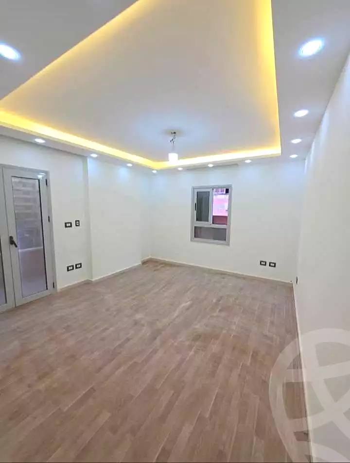 https://aqarmap.com.eg/en/listing/7294627-for-sale-alexandria-stanley-abd-el-aziz-fahmy-st