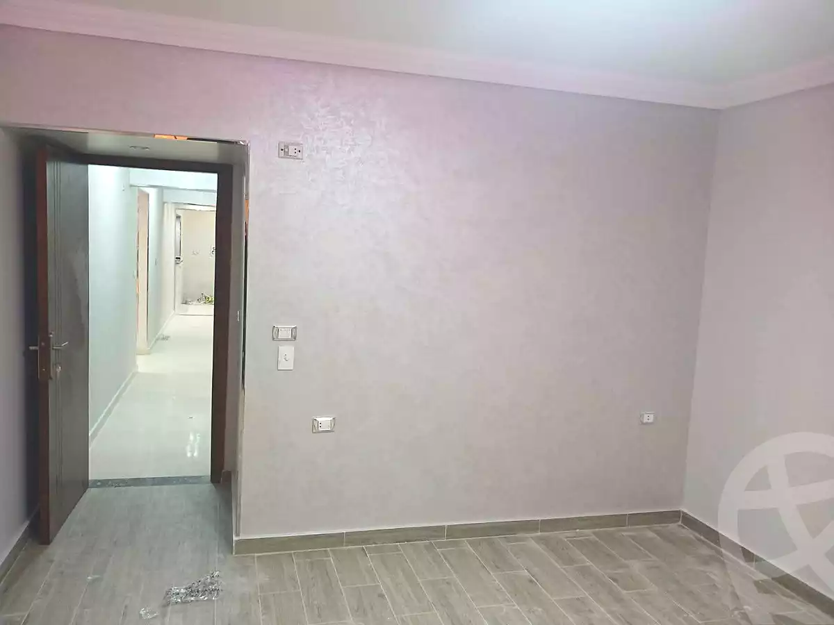 https://aqarmap.com.eg/ar/listing/7294654-for-sale-cairo-helwan-mostafa-fahmy-st