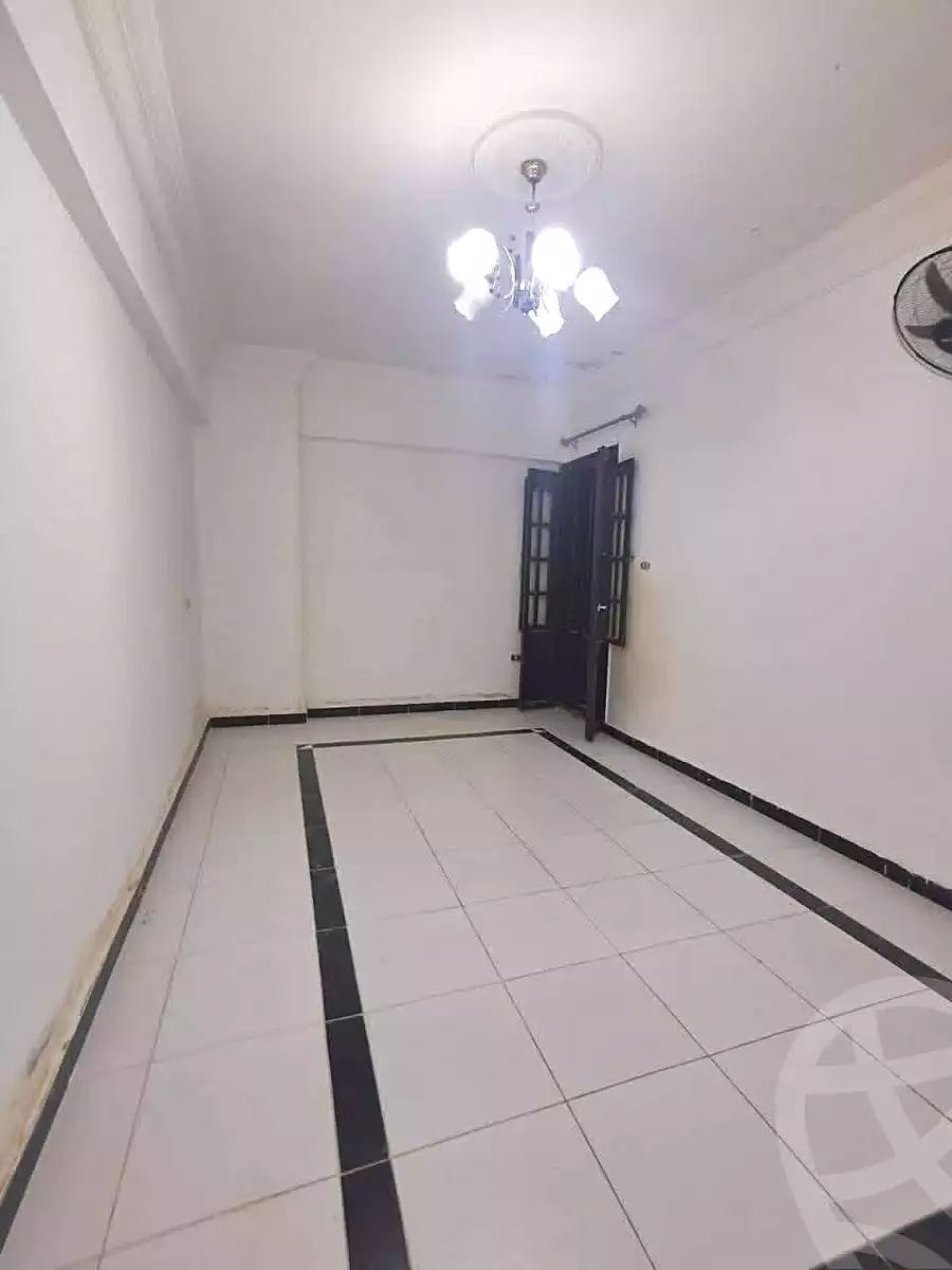 https://aqarmap.com.eg/ar/listing/7295029-for-sale-alexandria-sydy-bshr