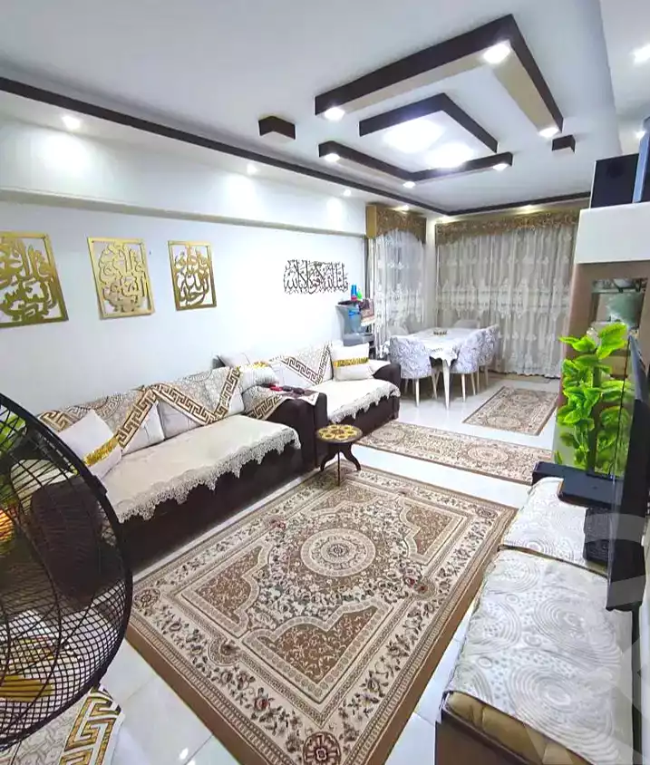 https://aqarmap.com.eg/ar/listing/7295654-for-sale-alexandria-al-agamy-el-kilo-21