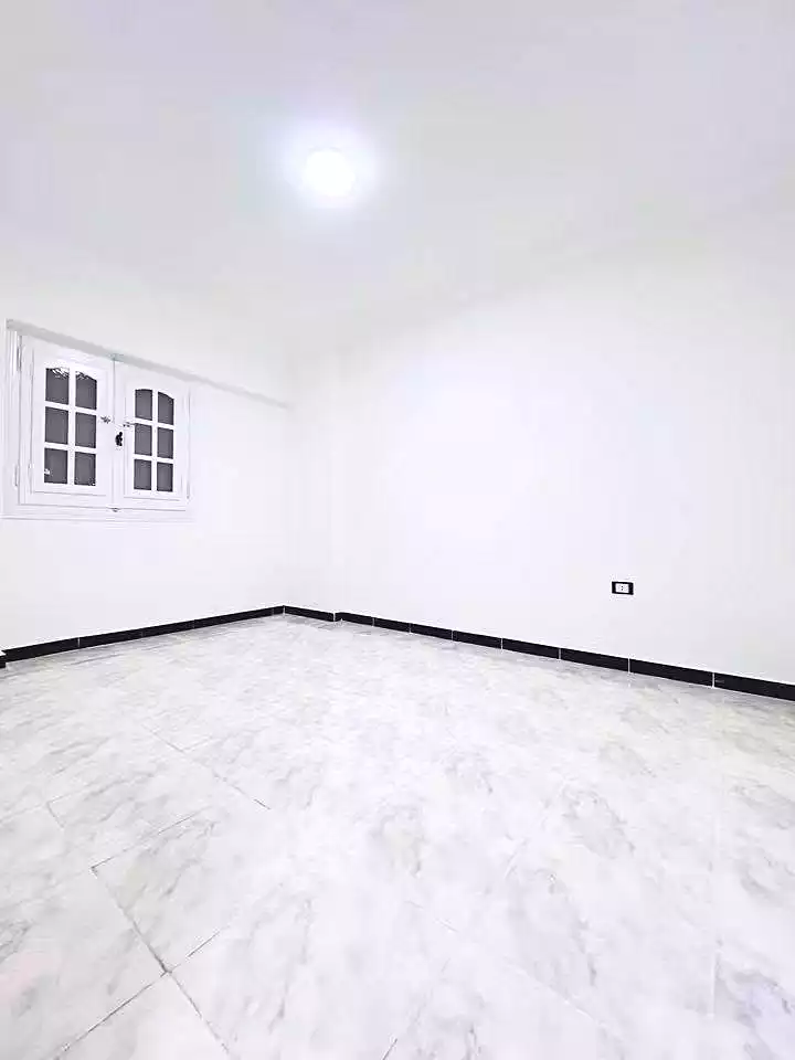 https://aqarmap.com.eg/ar/listing/7295695-for-sale-alexandria-al-agamy