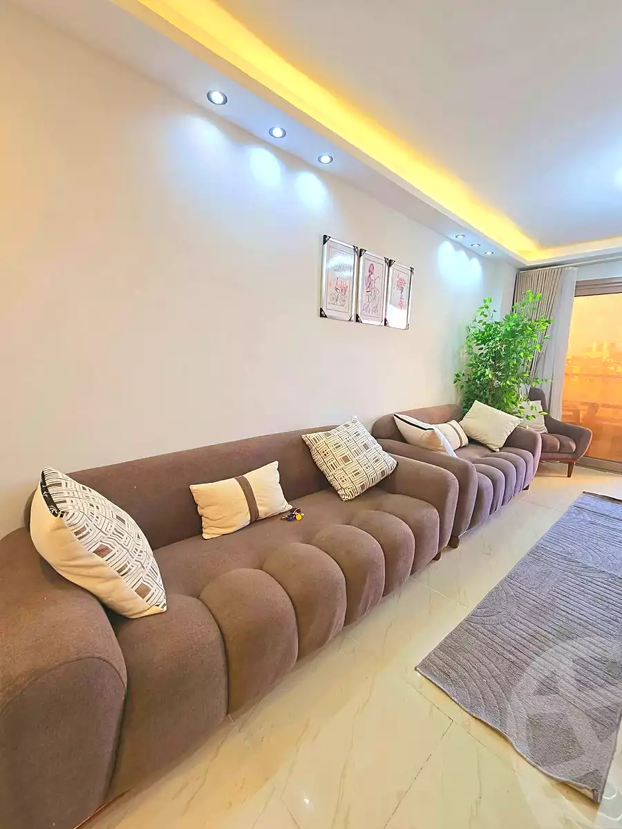 https://aqarmap.com.eg/ar/listing/7295982-for-sale-alexandria-al-agamy-shataa-el-nakheel