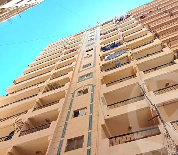 https://aqarmap.com.eg/ar/listing/7296135-for-sale-alexandria-al-agamy-el-kilo-21