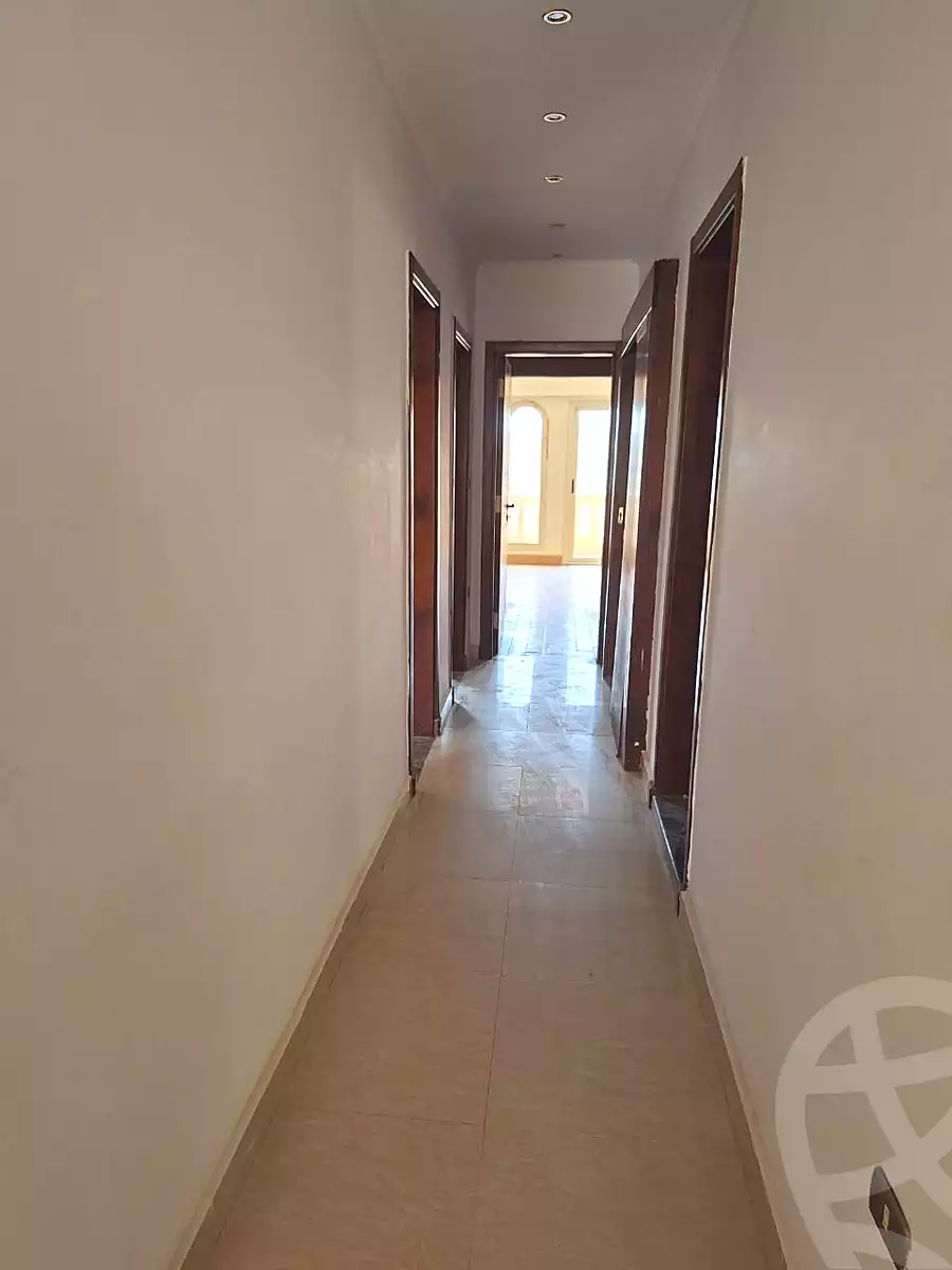 https://aqarmap.com.eg/ar/listing/7296181-for-sale-cairo-new-cairo-north-investors-salama-hegazi-st
