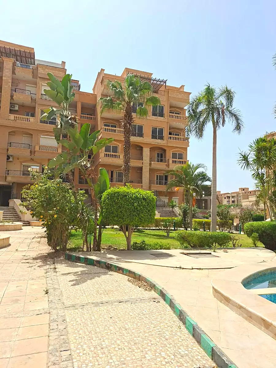 https://aqarmap.com.eg/ar/listing/7296181-for-sale-cairo-new-cairo-north-investors-salama-hegazi-st