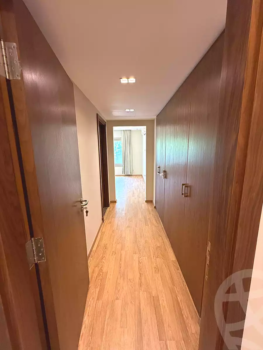 https://aqarmap.com.eg/ar/listing/7296329-for-sale-cairo-new-cairo-compounds-galleria-moon-valley-compound-arabia