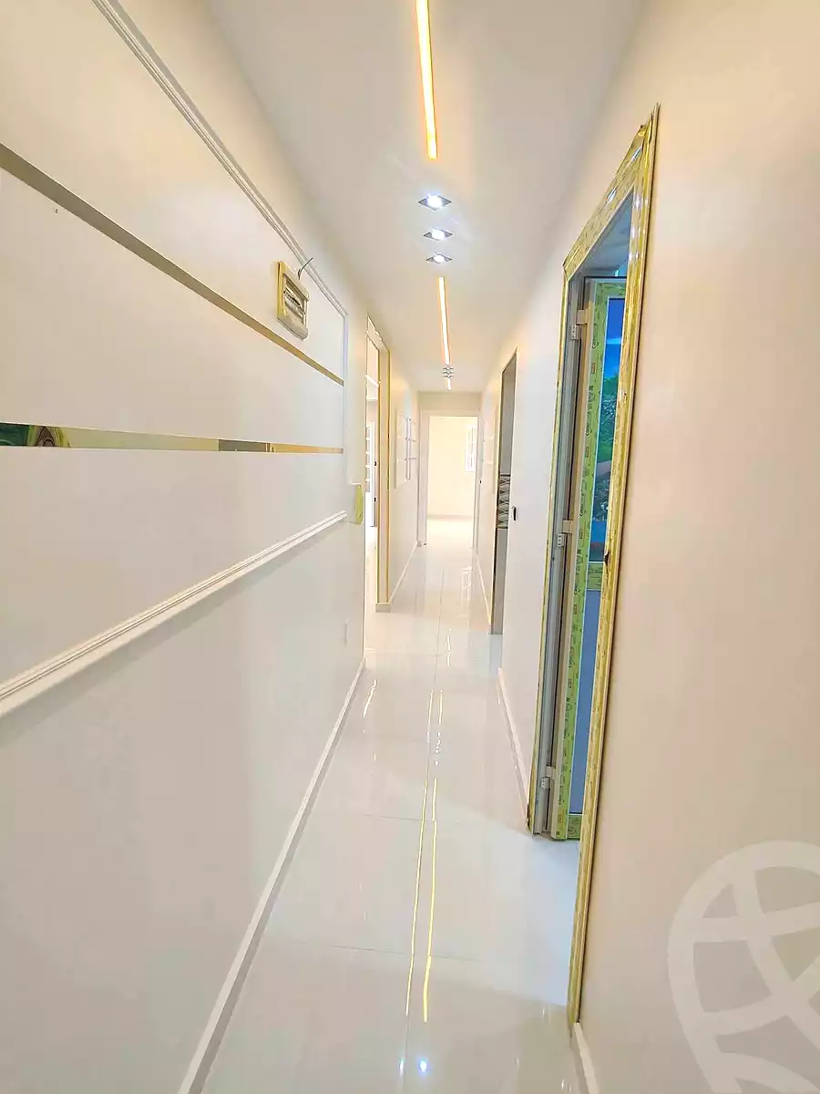 https://aqarmap.com.eg/ar/listing/7296497-for-sale-alexandria-miami