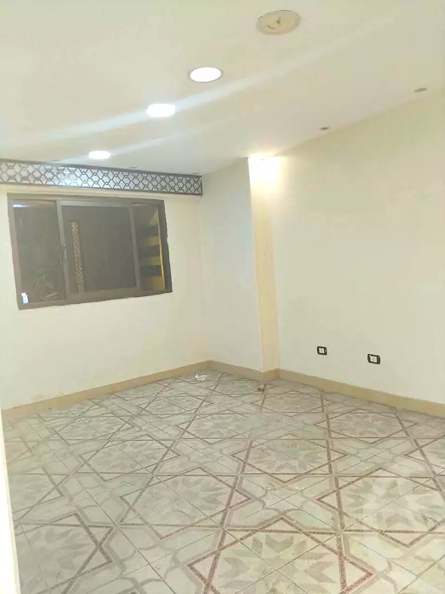 https://aqarmap.com.eg/en/listing/7296661-for-rent-alexandria-miami-shr-jml-bd-lnsr