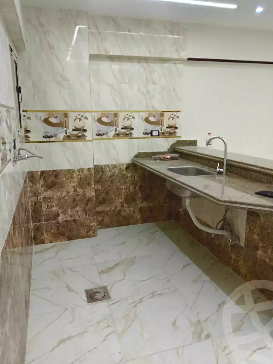 https://aqarmap.com.eg/en/listing/7296705-for-sale-alexandria-al-agamy-lbytsh-bianchiii