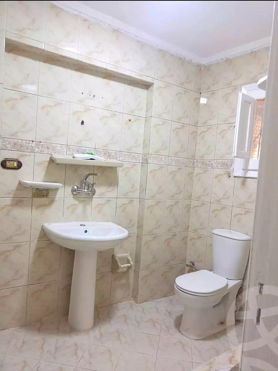 https://aqarmap.com.eg/ar/listing/7297021-for-sale-alexandria-al-agamy-el-hanouvel-el-kholafaa-el-rashdeen-st