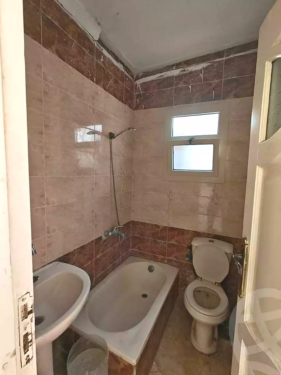 https://aqarmap.com.eg/en/listing/7297180-for-sale-alexandria-al-agamy-el-kilo-21