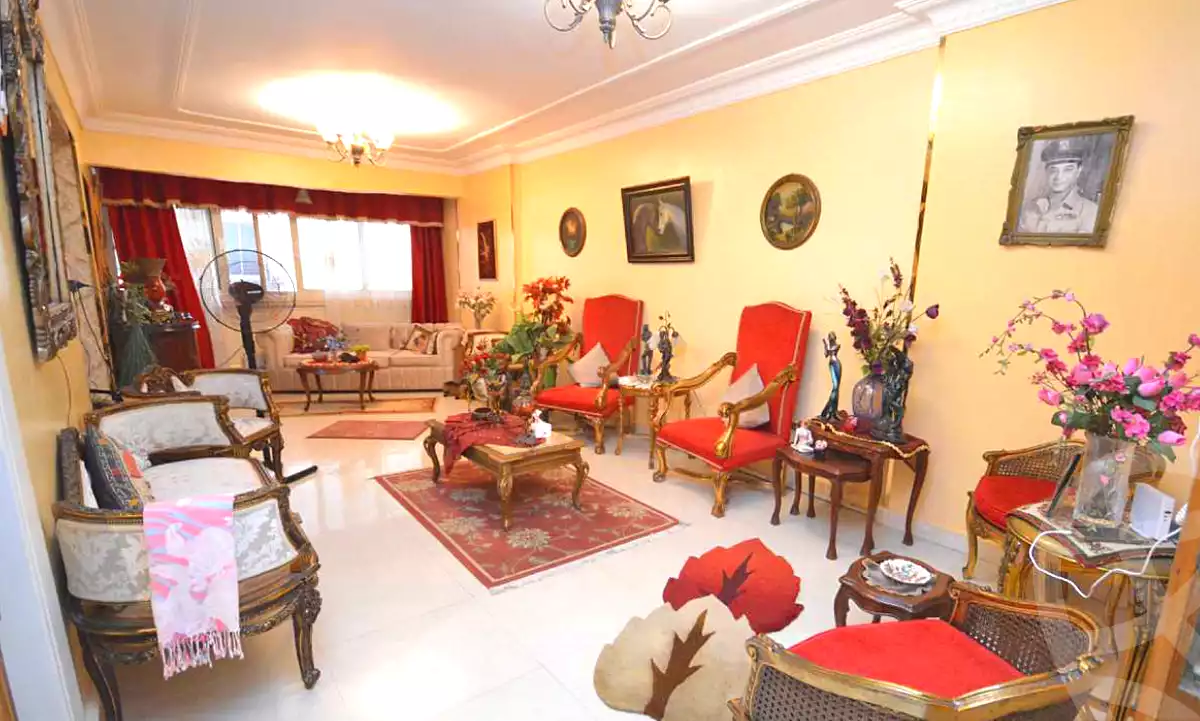 https://aqarmap.com.eg/ar/listing/7297198-for-sale-alexandria-ganaklis-shr-mrtdy-bsh