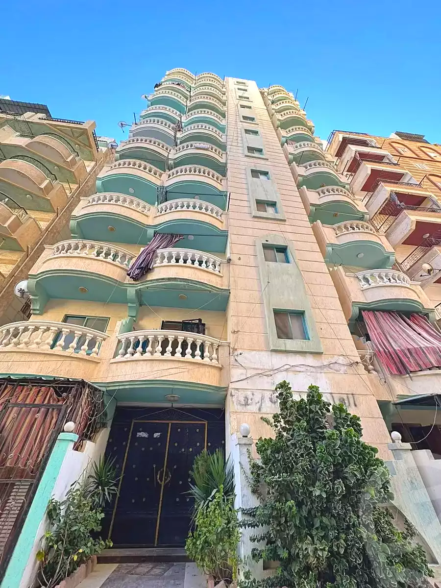 https://aqarmap.com.eg/ar/listing/7297456-for-sale-alexandria-al-agamy-shataa-el-nakheel