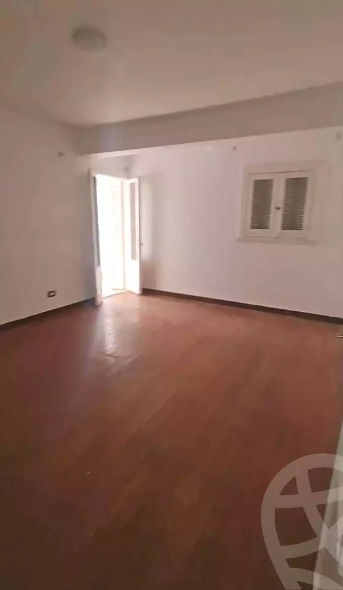 https://aqarmap.com.eg/en/listing/7297789-for-rent-alexandria-smouha-tout-ankh-amoun-st