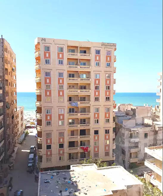 https://aqarmap.com.eg/ar/listing/7298041-for-sale-alexandria-al-agamy-el-hanouvel