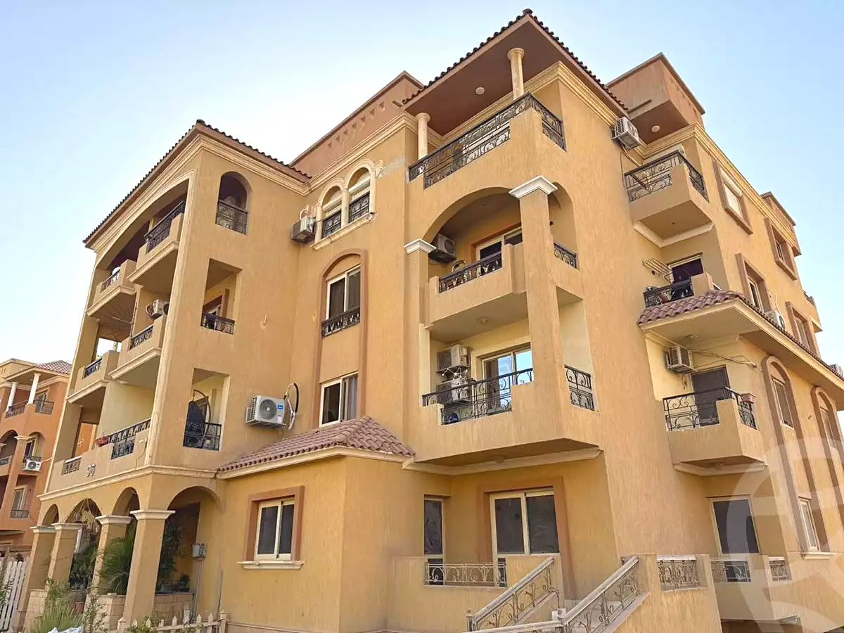 https://aqarmap.com.eg/en/listing/7298172-for-sale-cairo-el-sheikh-zayed-city-compounds-el-khamayel