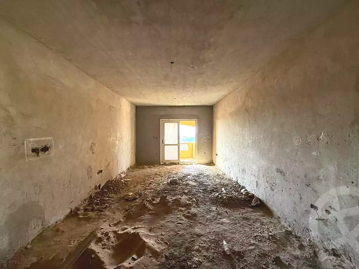 https://aqarmap.com.eg/en/listing/7298172-for-sale-cairo-el-sheikh-zayed-city-compounds-el-khamayel