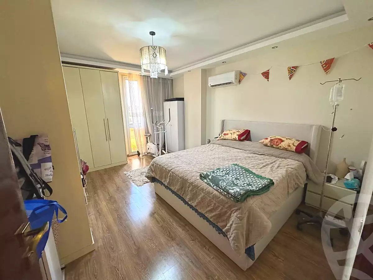 https://aqarmap.com.eg/ar/listing/7298175-for-sale-cairo-6th-of-october-el-tawsaat-el-shamalya-hy-2000-qt