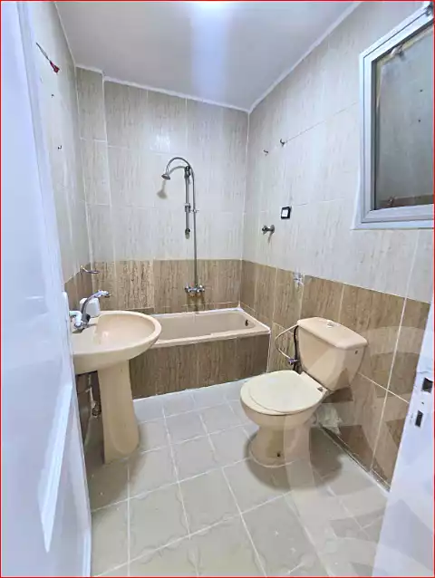 https://aqarmap.com.eg/en/listing/7298336-for-sale-alexandria-al-agamy-shataa-el-nakheel