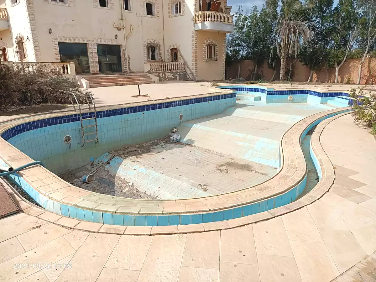 فيلا بـ٨ غرف نوم في الريف الاوربي، صورة ١٨ من ٢٧