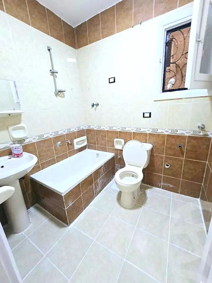 https://aqarmap.com.eg/ar/listing/7298784-for-sale-alexandria-al-agamy-shataa-el-nakheel