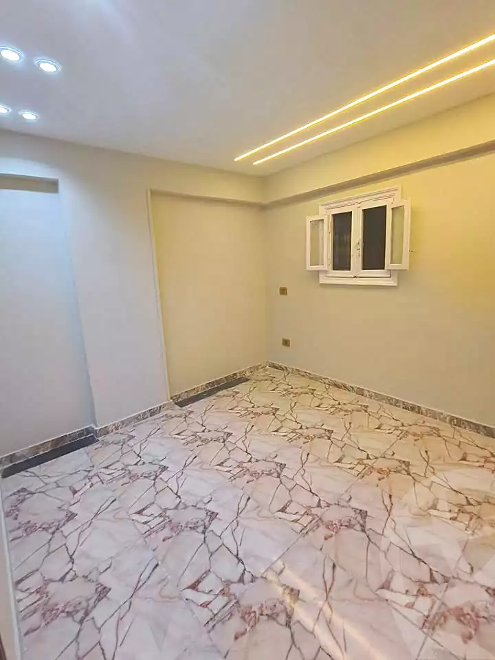 https://aqarmap.com.eg/ar/listing/7299120-for-sale-alexandria-al-agamy-lbytsh