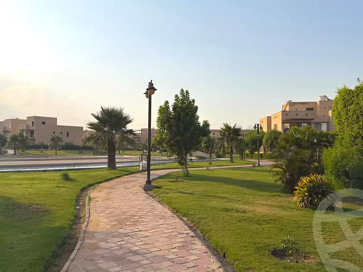 https://aqarmap.com.eg/en/listing/7140715-for-rent-cairo-6th-of-october-hadaeq-october-compounds-evergreen
