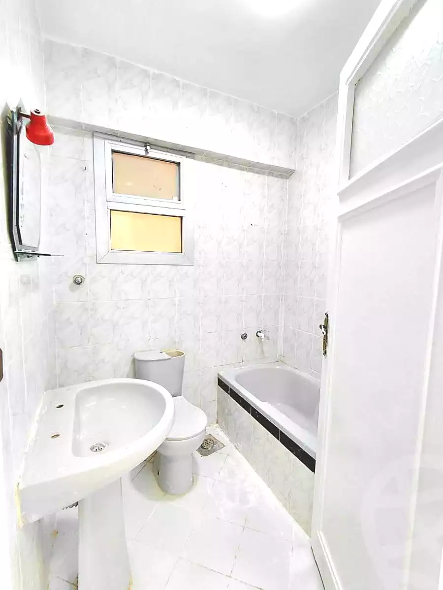 https://aqarmap.com.eg/en/listing/7299321-for-sale-alexandria-al-agamy
