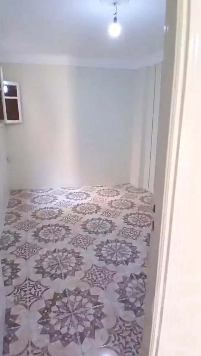 https://aqarmap.com.eg/ar/listing/7299376-for-sale-alexandria-mntq-fr-y-blskndry-el-awayed