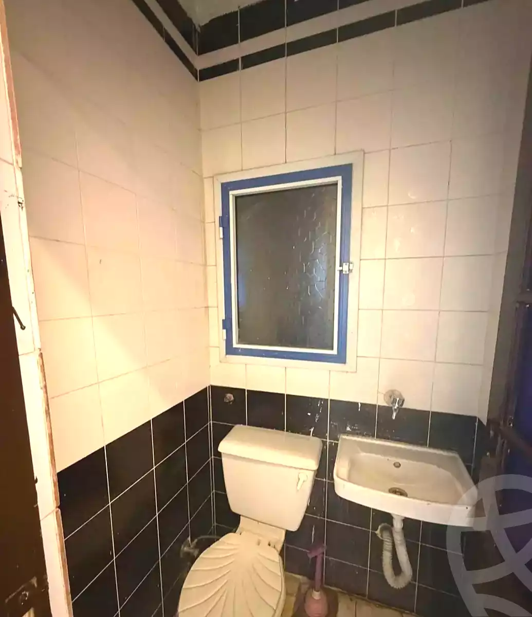 https://aqarmap.com.eg/ar/listing/7299431-for-sale-alexandria-miami-el-gaish-rd-st