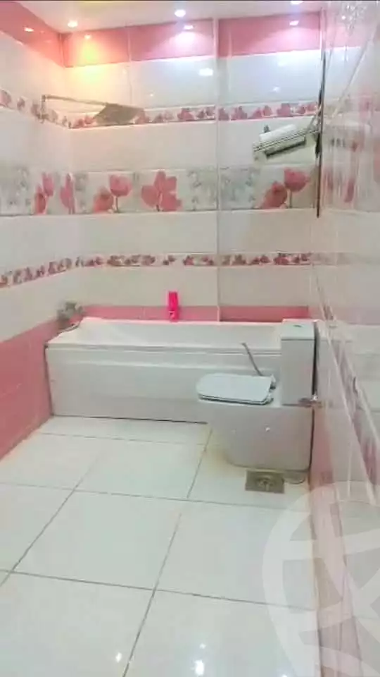 https://aqarmap.com.eg/en/listing/7299523-for-sale-cairo-ain-shams-jsr-lswys